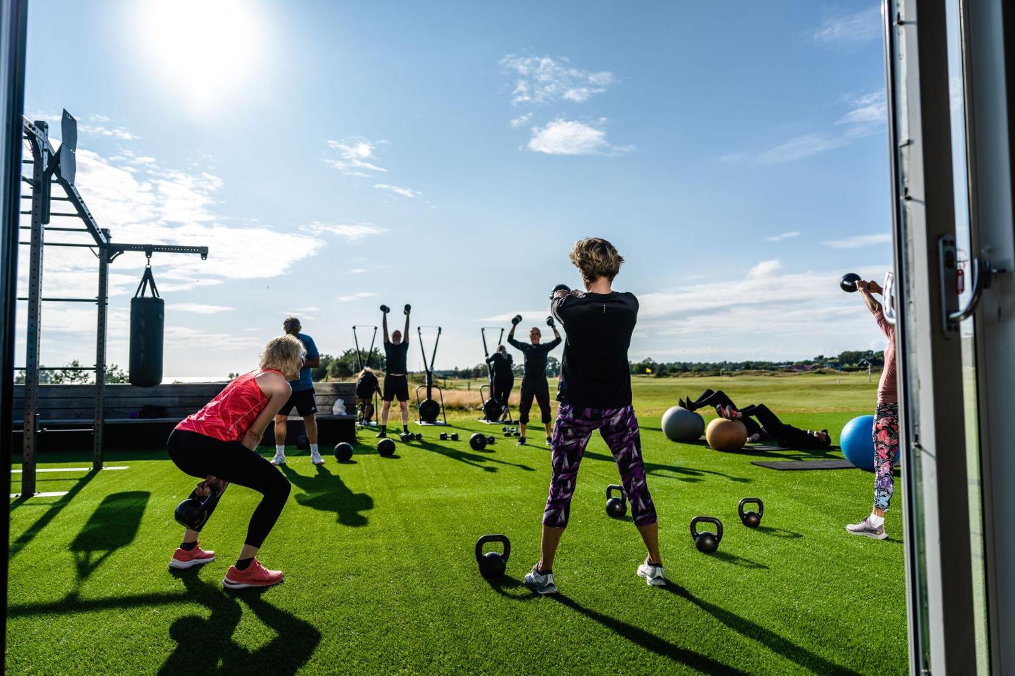 Halmstad Golfarena Stugor ภายนอก รูปภาพ